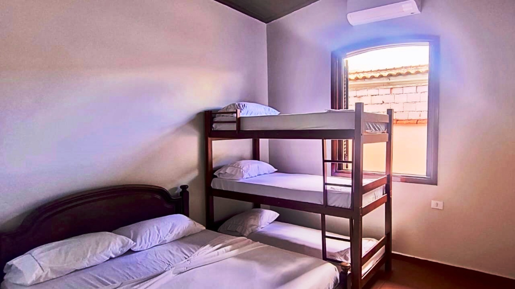 foto suite 3 cama + beliche.jpeg